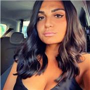 Sono supplente di lingua alle medie. Ho un buon approccio con i ragazzi e buona esperienza in ambito scolastico